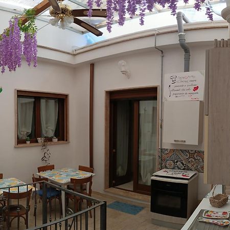 Bed and Breakfast Mama Dami Маруджо Екстер'єр фото